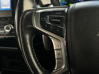 Mitsubishi Outlander 2.4h TwinMotor 13.8kWh Dynamic CVT 4WD Euro 6 (s/s) 5dr