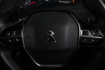 Peugeot 208 1.2 PureTech Active Premium + Euro 6 (s/s) 5dr