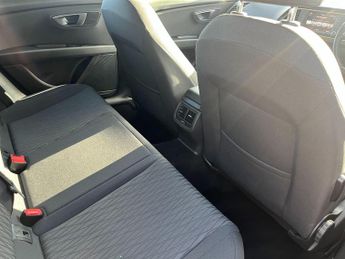 SEAT Leon 1.6 TDI SE DSG Euro 6 (s/s) 5dr