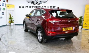 HYUNDAI TUCSON 1.7 CRDi Blue Drive SE Nav SUV 5dr Diesel DCT Euro 6 (s/s) (141 