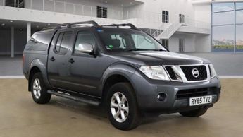 Nissan Navara 2.5 dCi Tekna Auto 4WD Euro 5 4dr