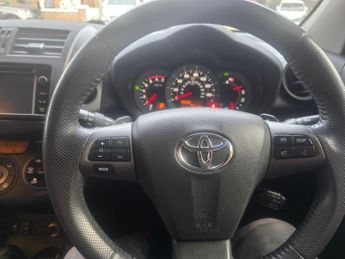 Toyota RAV4 2.2 D-CAT XT-R Auto 4WD Euro 5 5dr