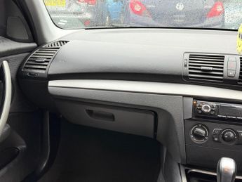 BMW 1 Series 2.0 118i ES Steptronic Euro 4 5dr