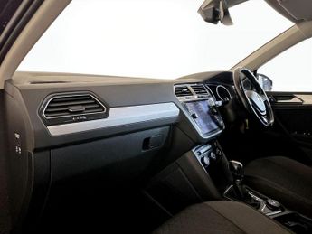 Volkswagen Tiguan 1.4 TSI SE Navigation DSG 4Motion Euro 6 (s/s) 5dr