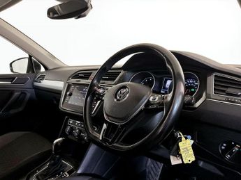 Volkswagen Tiguan 1.4 TSI SE Navigation DSG 4Motion Euro 6 (s/s) 5dr