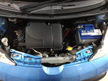 Peugeot 107 107