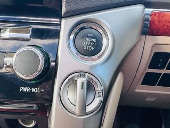 Toyota Land Cruiser ZX