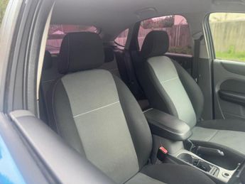 Ford Focus 1.6 Zetec S 5dr