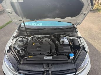 Volkswagen Golf 1.5 TSI EVO R-Line DSG Euro 6 (s/s) 5dr