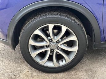 Nissan Juke 1.6 Tekna XTRON Euro 5 5dr