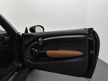 MINI Convertible 1.5 Cooper Exclusive Steptronic Euro 6 (s/s) 2dr
