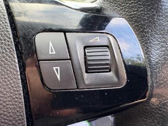 Vauxhall Corsa 1.4i 16v SE 5dr (a/c)