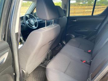 Suzuki Swift 1.5 SZ4 5dr