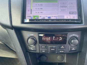 Suzuki Swift 1.5 SZ4 5dr