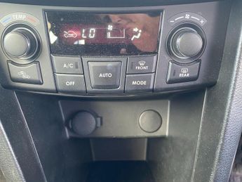 Suzuki Swift 1.5 SZ4 5dr