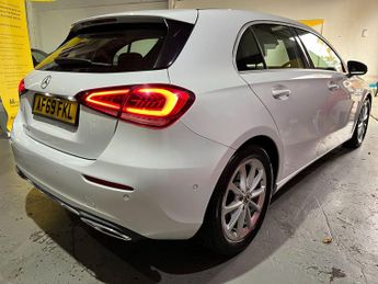 Mercedes-Benz A Class 1.5 A180d Sport (Executive) 7G-DCT Euro 6 (s/s) 5dr