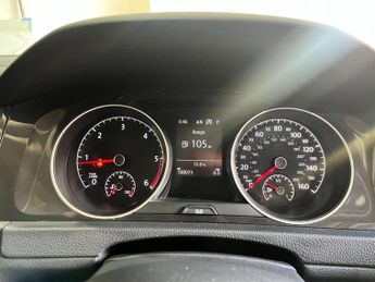 Volkswagen Golf 1.6 TDI SE Nav DSG Euro 6 (s/s) 5dr