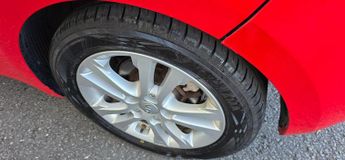 Kia Ceed 1.6 GDi 3 DCT Euro 5 5dr