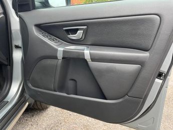 Volvo XC90 2.4 D5 R-Design Geartronic AWD 5dr