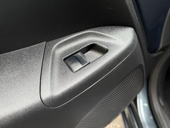 Toyota AYGO 1.0 VVT-i x-clusiv3 x-shift Euro 6 5dr
