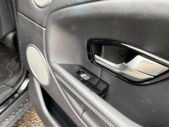 Land Rover Range Rover Evoque 2.0 TD4 HSE Dynamic Auto 4WD Euro 6 (s/s) 5dr