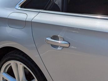 Audi A8 3.0 TDI V6 SE Executive Tiptronic quattro Euro 6 (s/s) 4dr