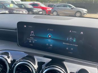 Mercedes-Benz A Class 1.5 A180d Sport (Executive) 7G-DCT Euro 6 (s/s) 5dr