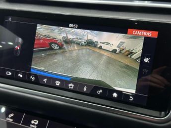 Land Rover Range Rover Velar 2.0 D180 R-Dynamic HSE Auto 4WD Euro 6 (s/s) 5dr