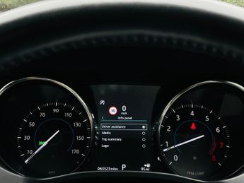 Jaguar F-PACE 2.0 P250i R-Sport Auto AWD Euro 6 (s/s) 5dr