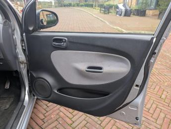 Daihatsu Charade 1.0 SL 5dr