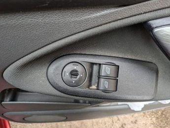 Ford C-Max 1.8 16v Zetec 5dr