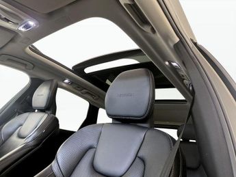 Volvo XC60 2.0h T8 Twin Engine 11.6kWh Inscription Auto AWD Euro 6 (s/s) 5d