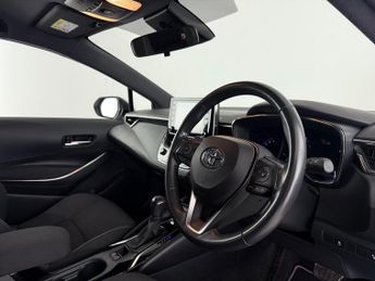 Toyota Corolla 1.8 VVT-h Icon Tech CVT Euro 6 (s/s) 5dr