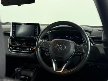 Toyota Corolla 1.8 VVT-h Icon Tech CVT Euro 6 (s/s) 5dr