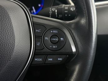 Toyota Corolla 1.8 VVT-h Icon Tech CVT Euro 6 (s/s) 5dr