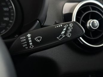 Audi A1 1.0 TFSI Sport S Tronic Euro 6 (s/s) 3dr
