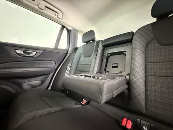 Volvo V60 2.0 B3 MHEV Core DCT Auto Euro 6 (s/s) 5dr