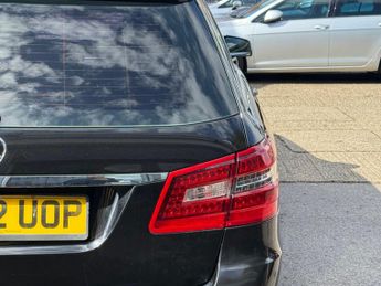 Mercedes-Benz E Class 2.1 E250 CDI BlueEfficiency Sport Tiptronic Euro 5 5dr