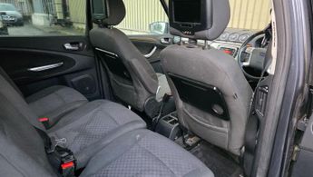 Ford Galaxy 2.2 TDCi Ghia 5dr