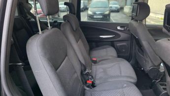 Ford Galaxy 2.2 TDCi Ghia 5dr