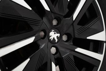 Peugeot 2008 1.2 PureTech GT Premium EAT Euro 6 (s/s) 5dr