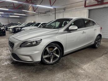 Volvo V40 2.0 T2 R-Design Euro 6 (s/s) 5dr