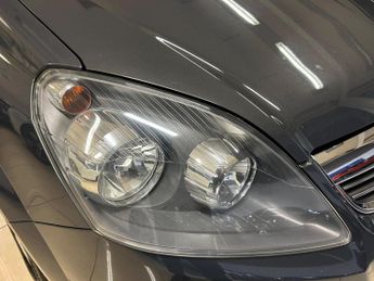Vauxhall Zafira 1.6 16V Design Euro 5 5dr (SNav)