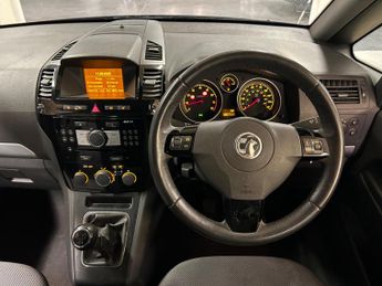 Vauxhall Zafira 1.6 16V Design Euro 5 5dr (SNav)