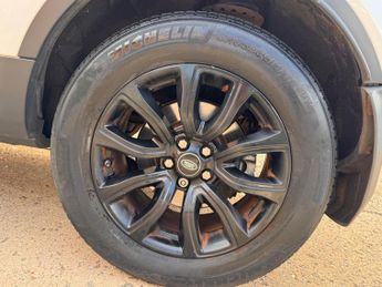 Land Rover Range Rover Evoque 2.0 TD4 SE Tech SUV 5dr Diesel Auto 4WD Euro 6 (s/s) (180 ps)