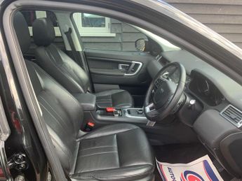 Land Rover Discovery Sport 2.0 TD4 HSE Black Auto 4WD Euro 6 (s/s) 5dr