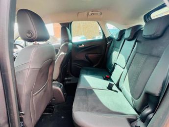 Vauxhall Crossland 1.5 Turbo D Ultimate Auto Euro 6 (s/s) 5dr