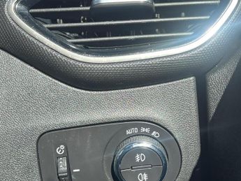 Vauxhall Crossland 1.5 Turbo D Ultimate Auto Euro 6 (s/s) 5dr