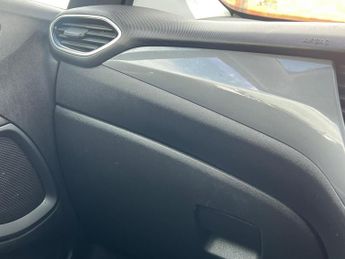 Vauxhall Crossland 1.5 Turbo D Ultimate Auto Euro 6 (s/s) 5dr