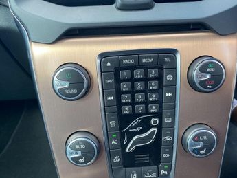 Volvo V40 Cross Country D4 SE